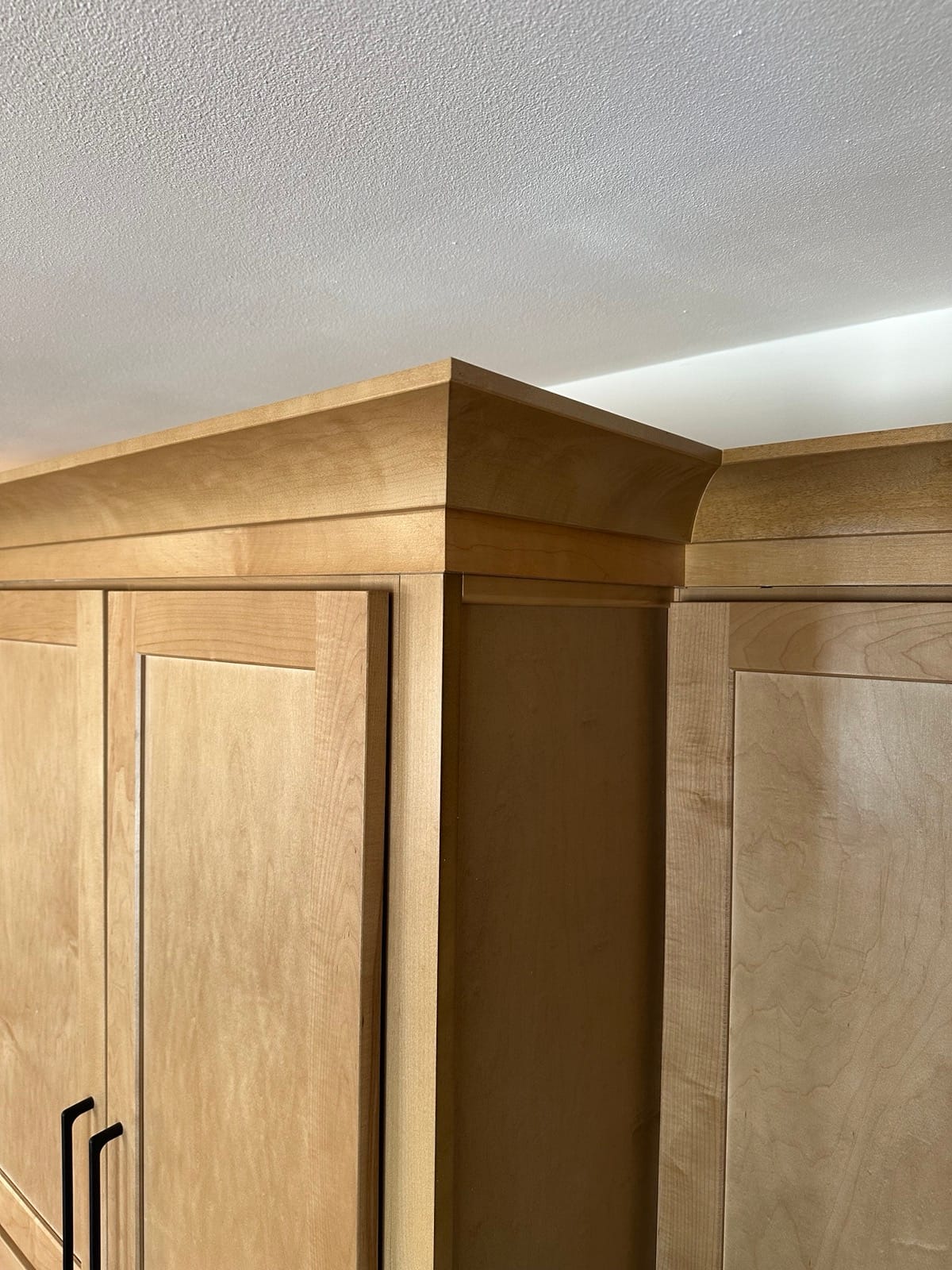 Custom Crown Molding — view 11