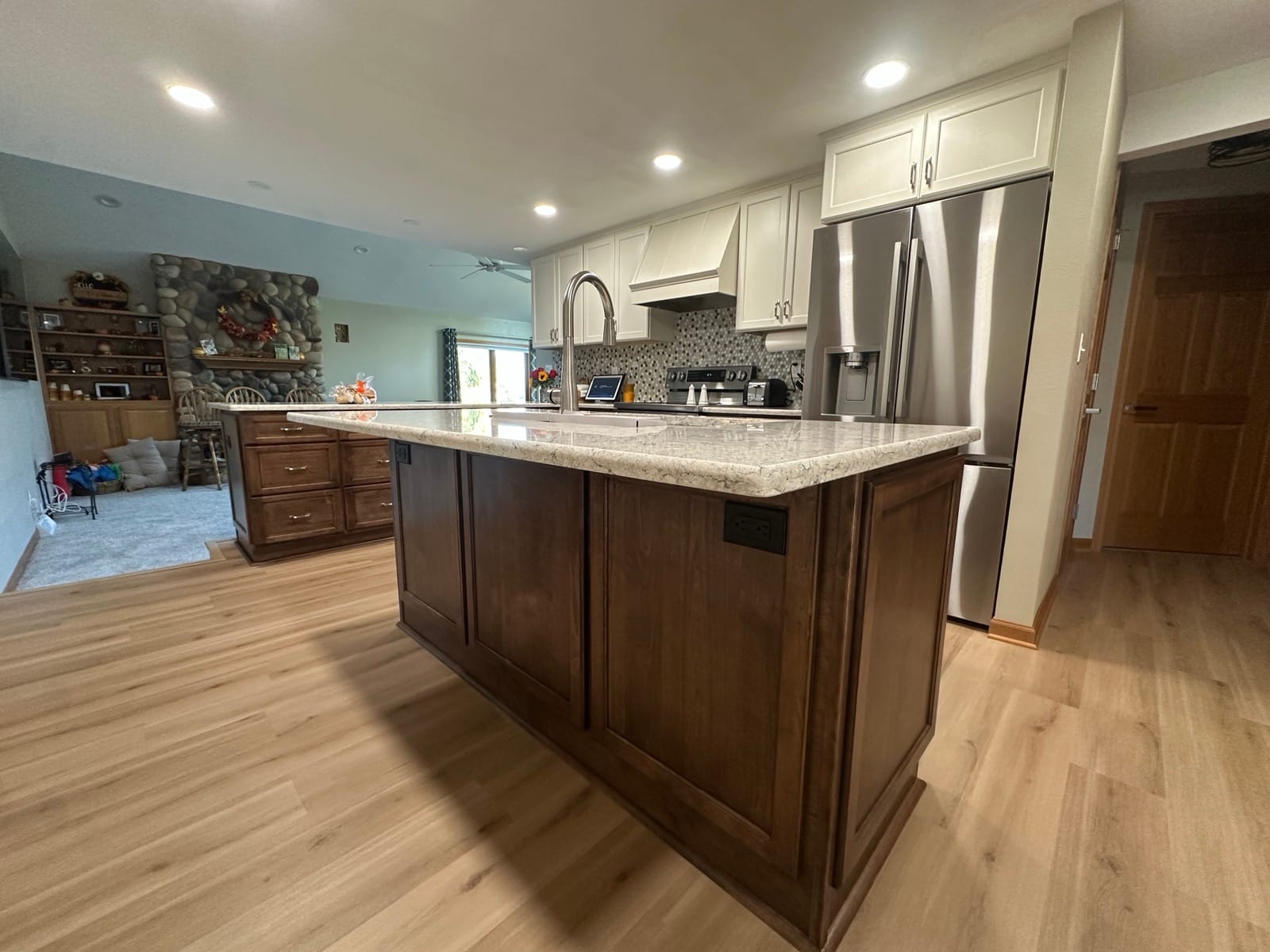 Two-Tone Open-Concept Kitchen — view 6